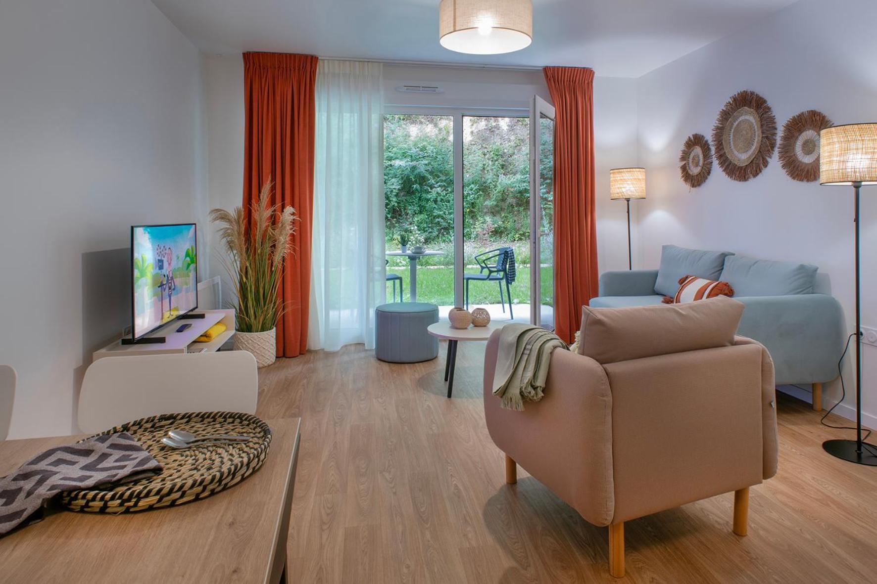 Residence Services Seniors - Domitys Les Jardins D'Ahna Dinan Exterior photo